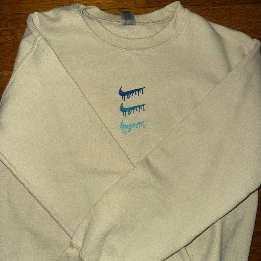 Nike Cream Embroidered Drip Crewneck